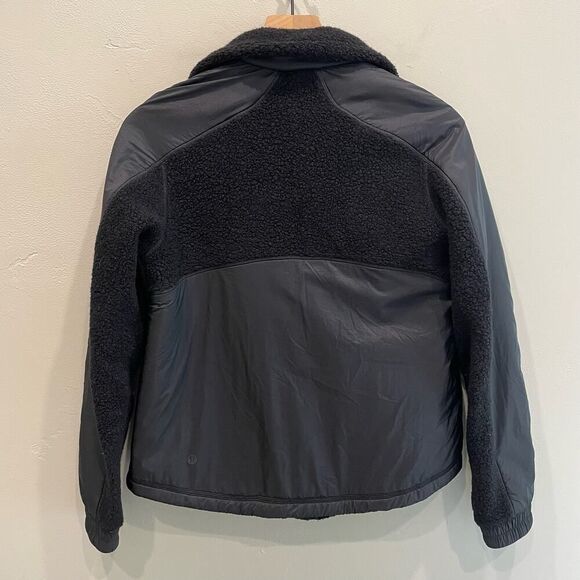 Lululemon Go Cozy Jacket - Size: 4 - Picture 4 of 14